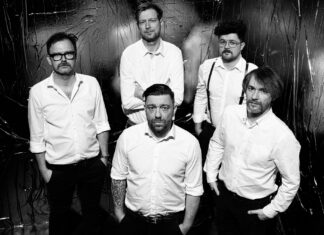 Volver kehren zurück ins Schauspielhaus