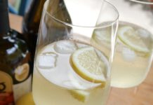 Lio Spritz Lounge vor der Heimathafen Brauerei