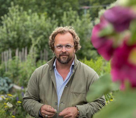 Den egapark erkunden mit MDR-Garten Moderator Jens Haentzschel